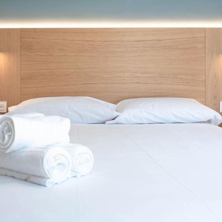 Rio Salado Conil Hostal Кониль-де-ла-Фронтера Экстерьер фото