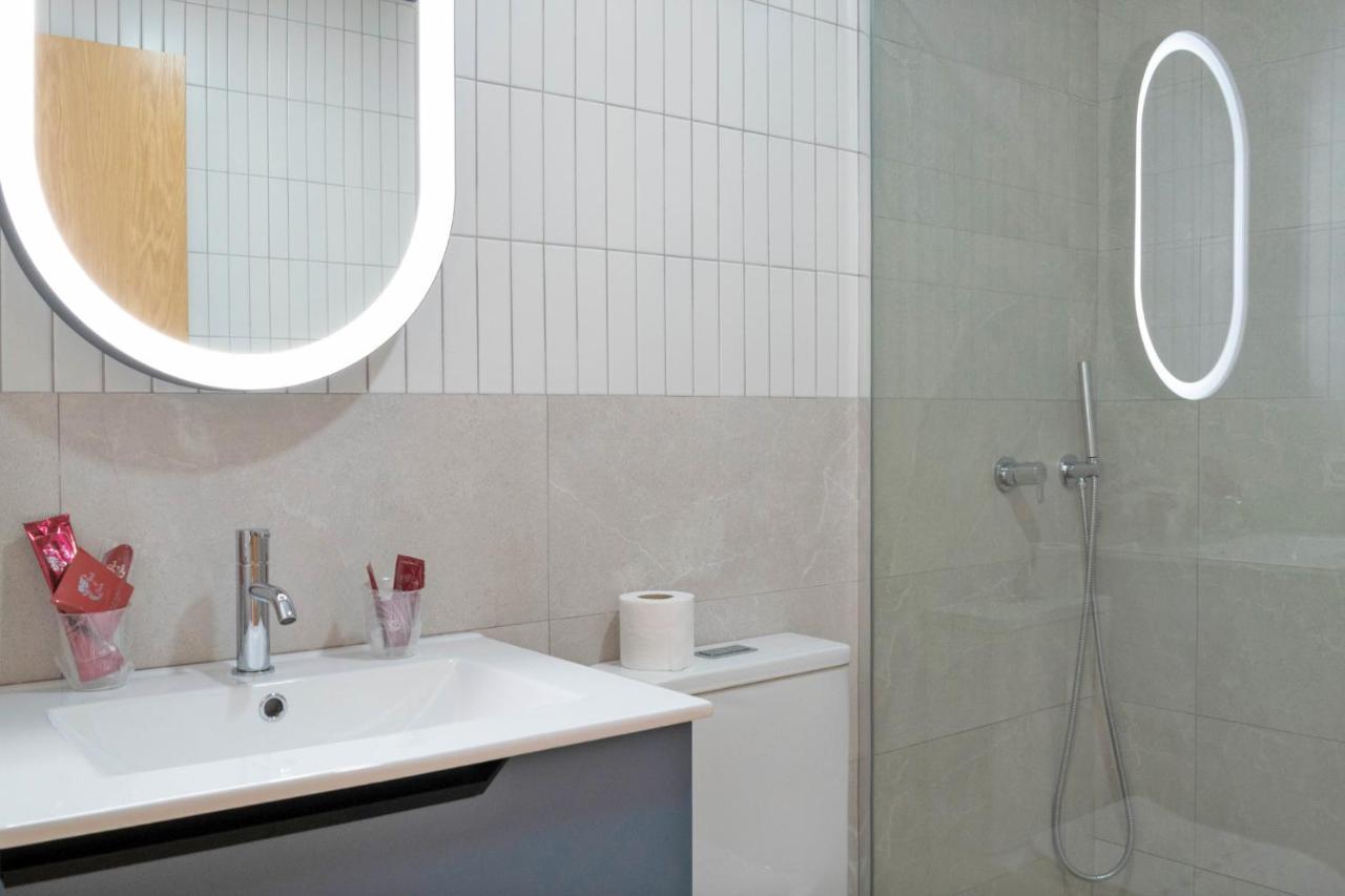 Rio Salado Conil Hostal Кониль-де-ла-Фронтера Экстерьер фото