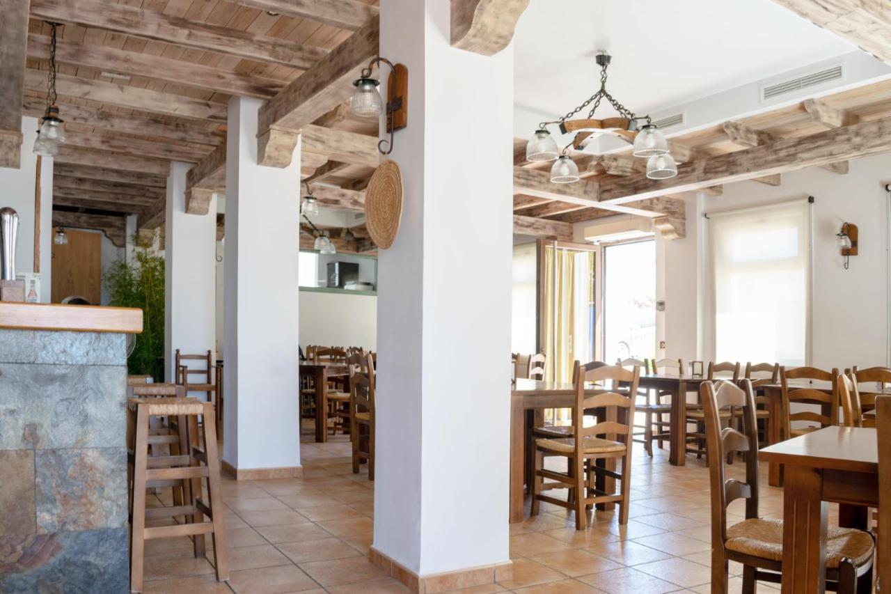 Rio Salado Conil Hostal Кониль-де-ла-Фронтера Экстерьер фото