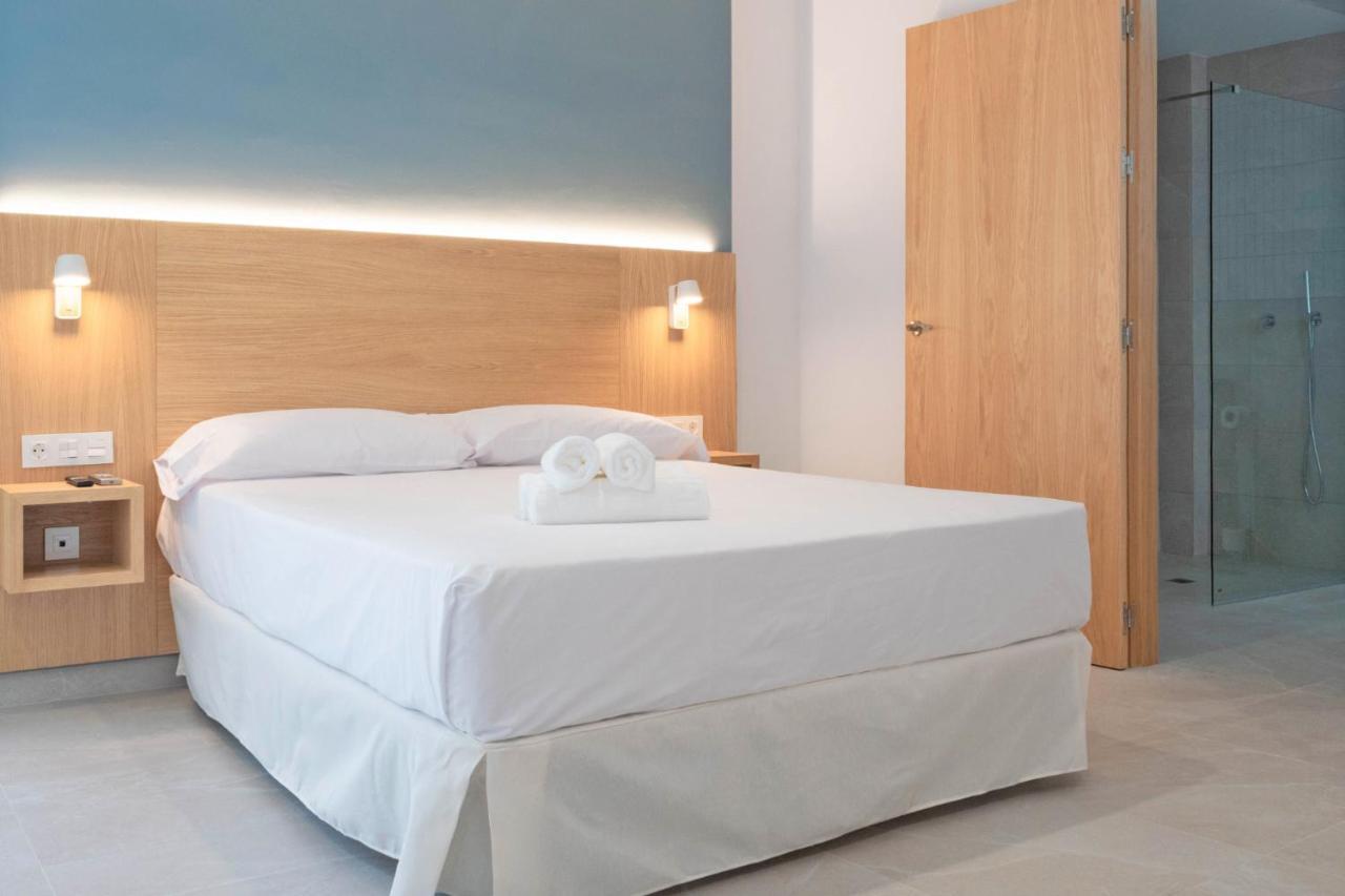 Rio Salado Conil Hostal Кониль-де-ла-Фронтера Экстерьер фото
